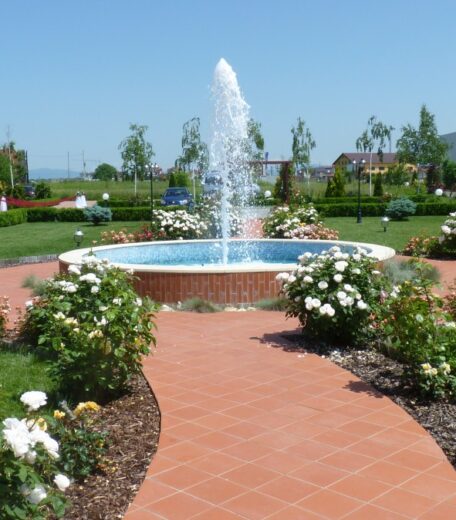 Garden Club Brașov Garden Club Brașov