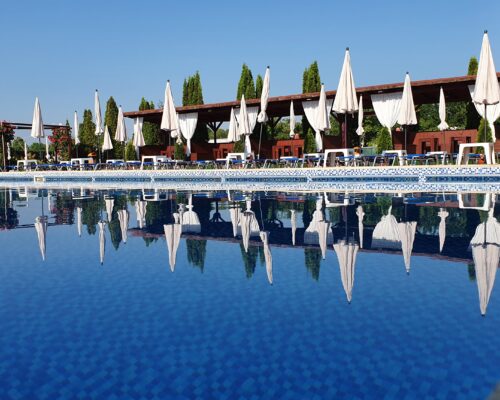 https://www.gardenclub.ro/piscina/