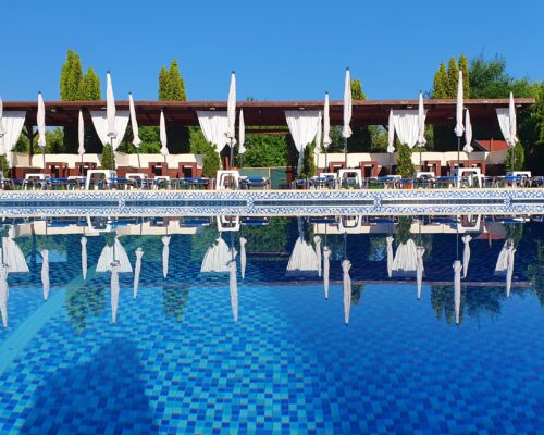 https://www.gardenclub.ro/piscina/