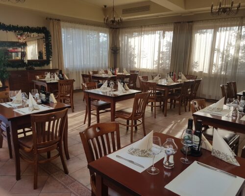 https://www.gardenclub.ro/restaurant/