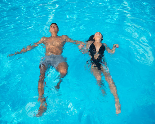 https://www.gardenclub.ro/piscina/