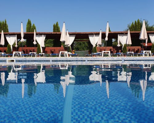 https://www.gardenclub.ro/piscina/