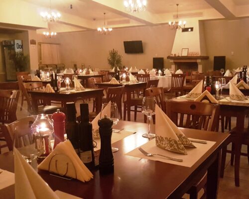 https://www.gardenclub.ro/restaurant/